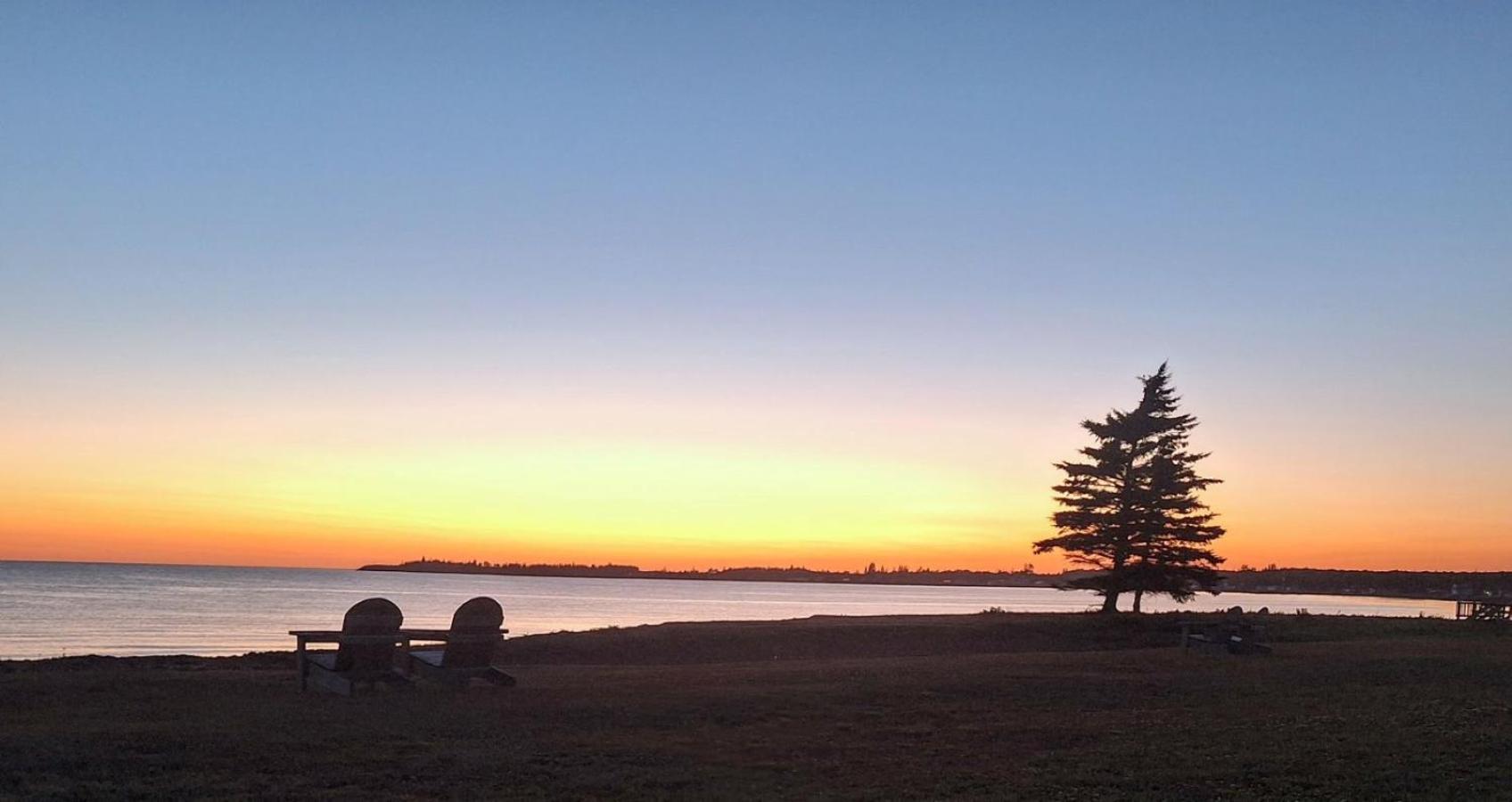 Cottages On Pei-Oceanfront Bedeque Bagian luar foto
