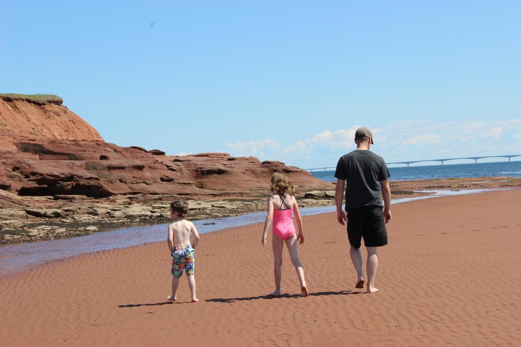 Cottages On Pei-Oceanfront Bedeque Bagian luar foto