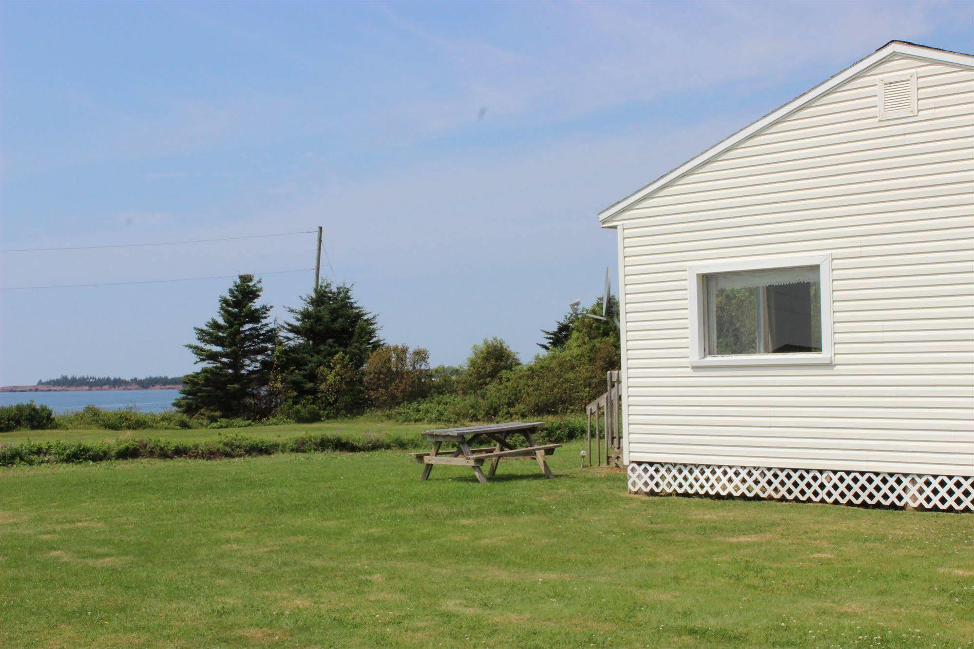 Cottages On Pei-Oceanfront Bedeque Bagian luar foto