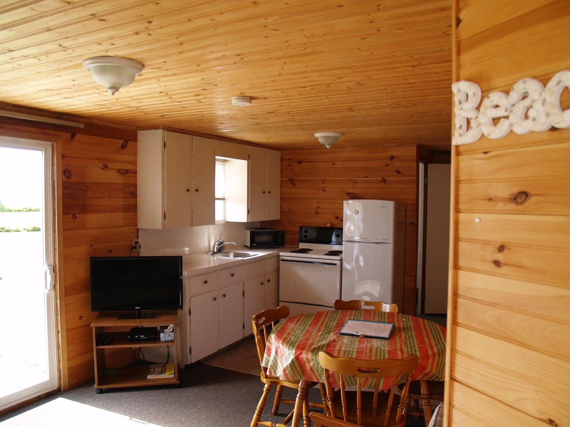 Cottages On Pei-Oceanfront Bedeque Bagian luar foto