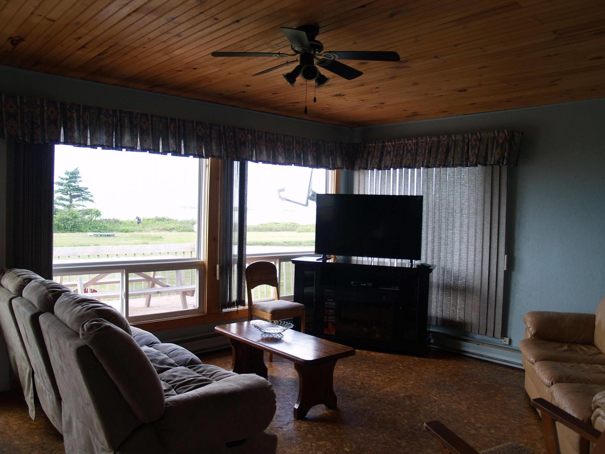 Cottages On Pei-Oceanfront Bedeque Bagian luar foto