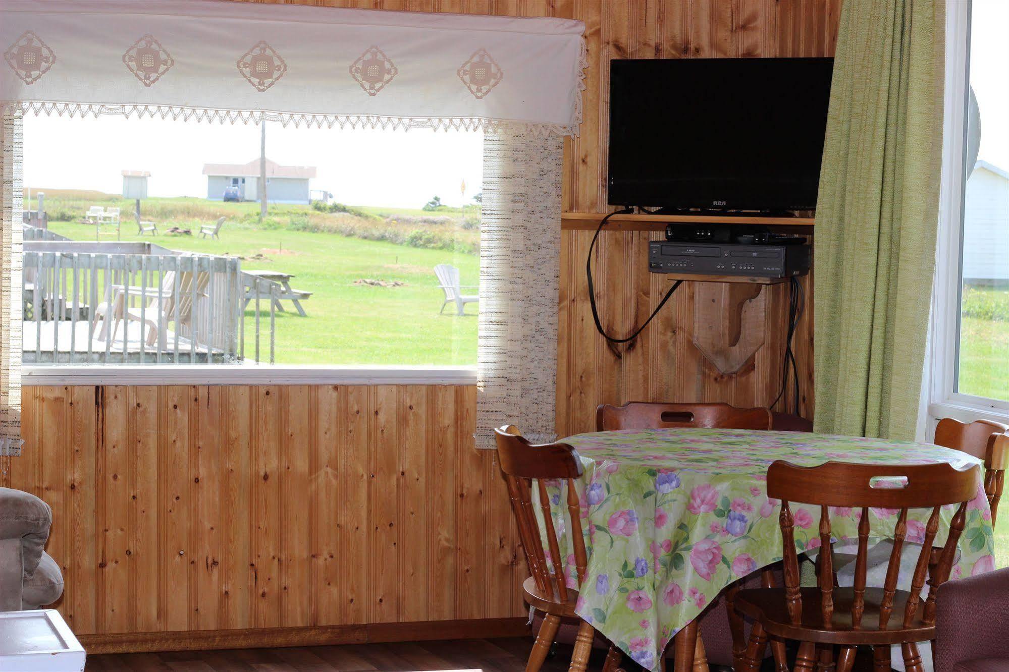 Cottages On Pei-Oceanfront Bedeque Bagian luar foto