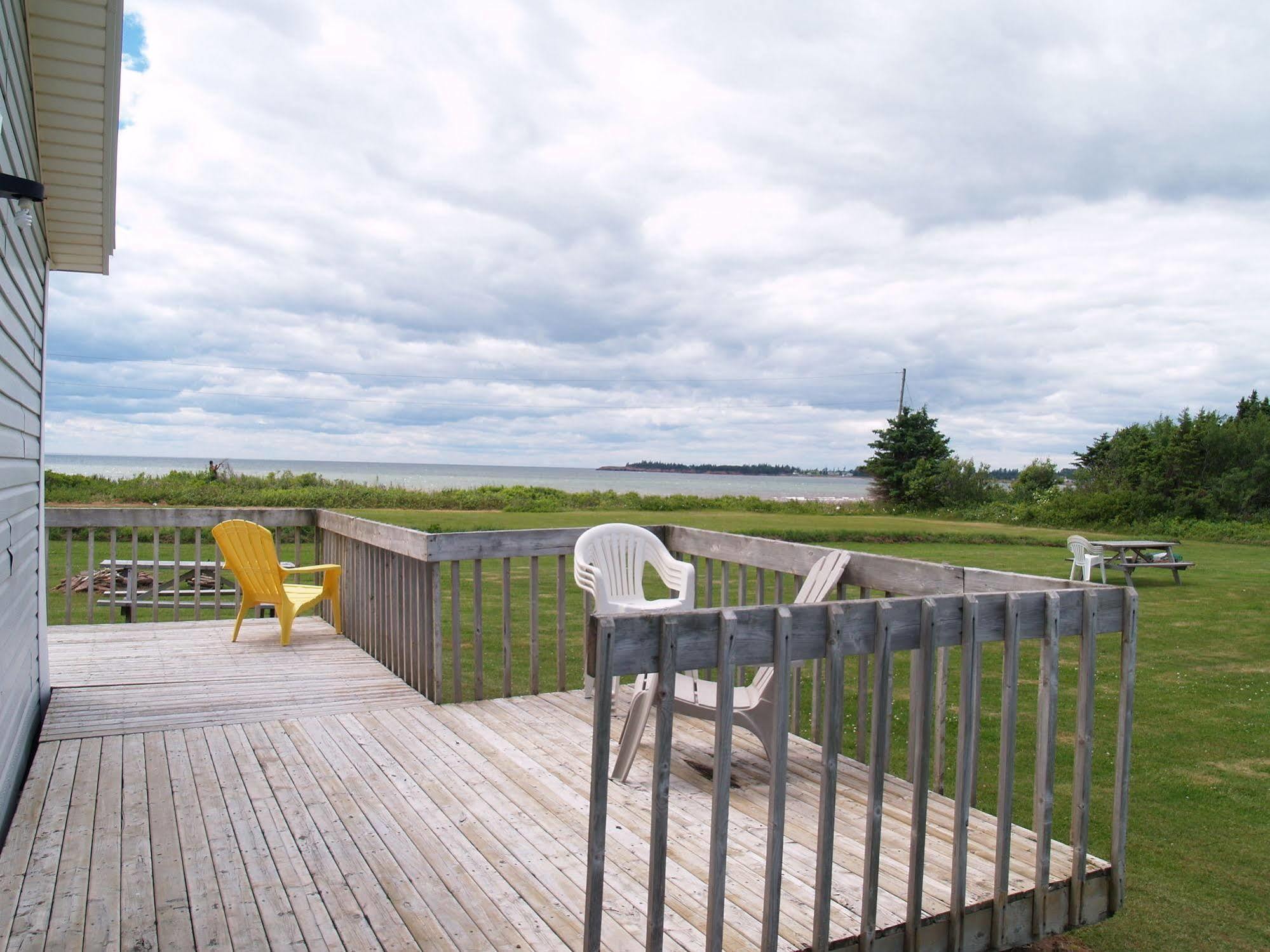 Cottages On Pei-Oceanfront Bedeque Bagian luar foto