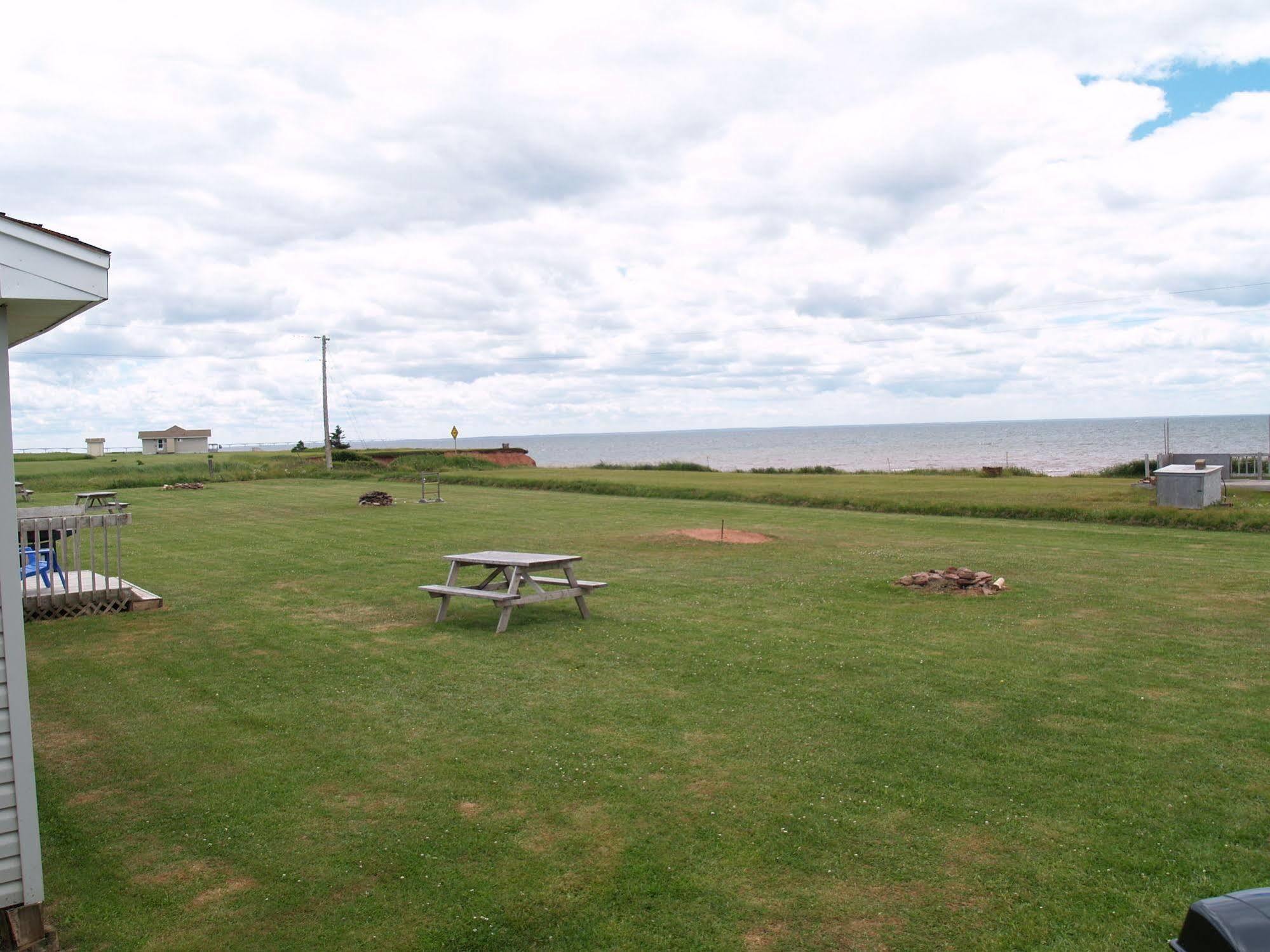 Cottages On Pei-Oceanfront Bedeque Bagian luar foto