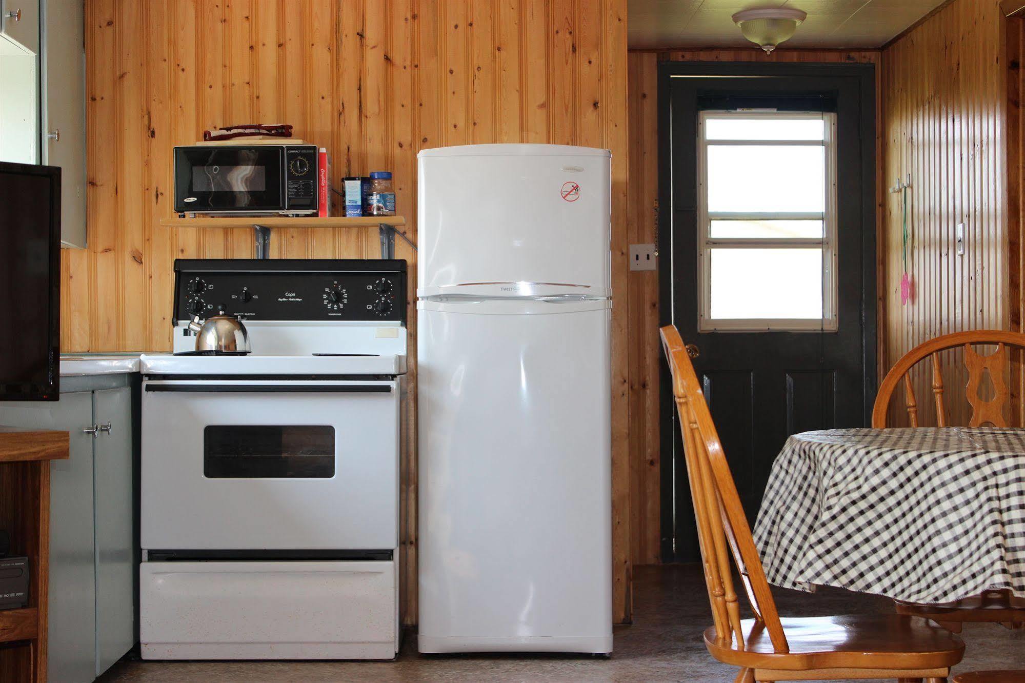 Cottages On Pei-Oceanfront Bedeque Bagian luar foto